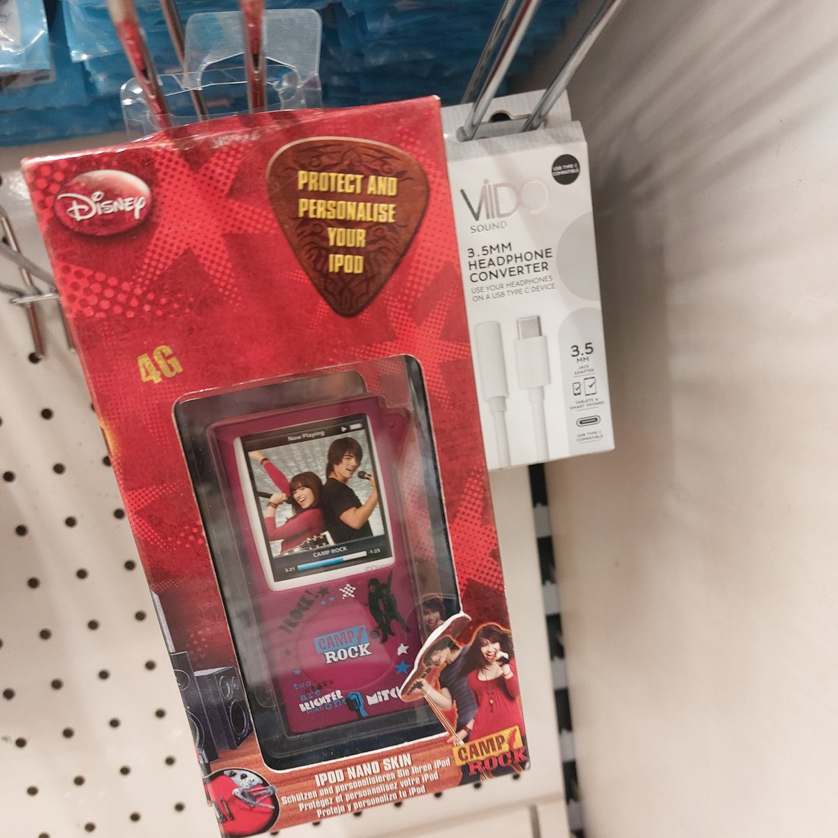 Toria_ratcliffe's tweet photo. The fact that this was a real thing I saw in a real shop in 2023. IN 2023 
They where multiple of them. MULTIPLE!!!! https://t.co/rBXf8HOsU7