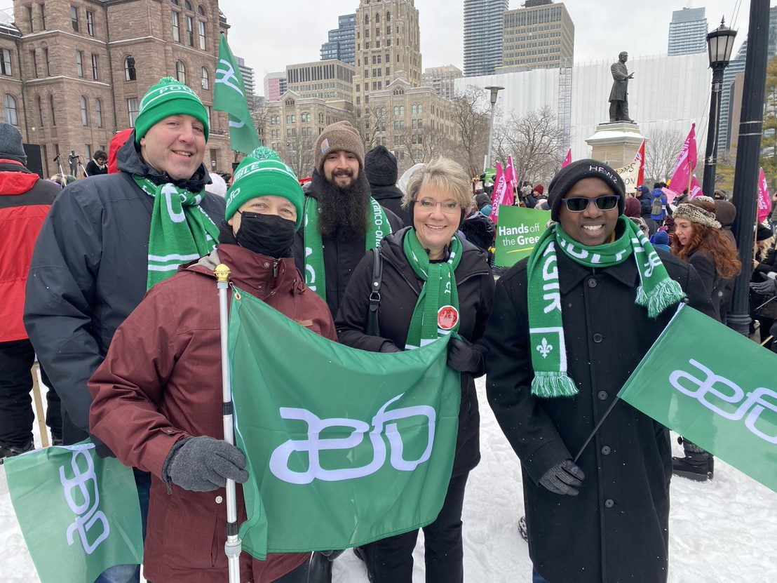 AEFO_ON_CA's tweet photo. L’AEFO joint sa voix à celles d'autres syndicats dont ceux en enseignement pour dénoncer le manque d’écoute, de collaboration et de transparence du gouv. Ford en éducation, en environnement, en santé, pour les peuples autochtones et la démocratie.
#onpoli #welcomebackdoug https://t.co/bvomQIBOfO