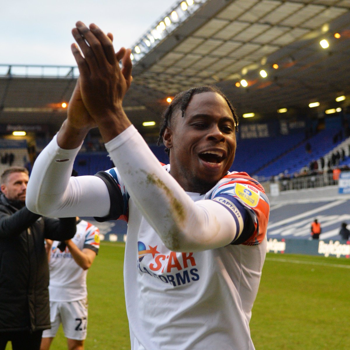 Luton Town FC tweet media
