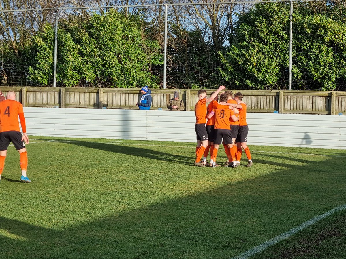 Good trip to a friendly @GarforthTownAFC today. A unique grandstand, great food and (for @HallamFC1860 at least) an excellent result against a very good passing team. Great effort from the team and management. Big away following too 👏👏👏