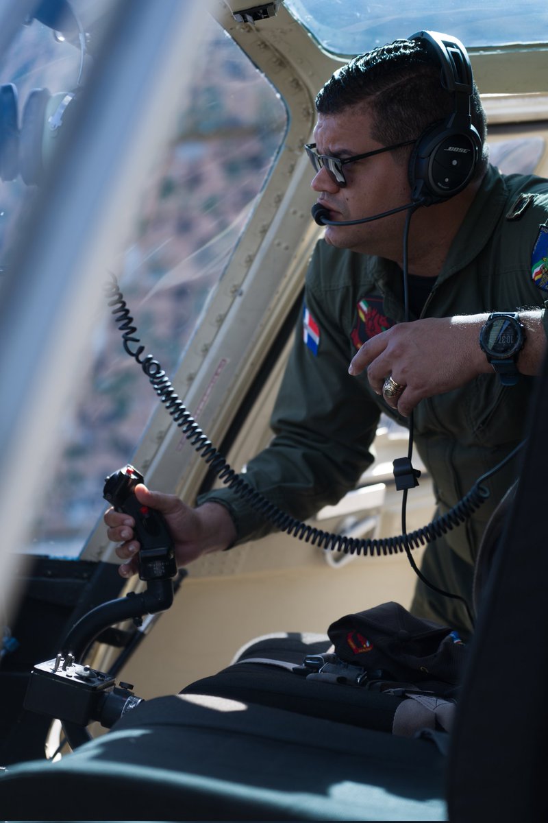 La lealtad tiene un corazón tranquilo.-
 William Shakespeare

#AviaciónMilitar #AviaciónEjército #ECAERD