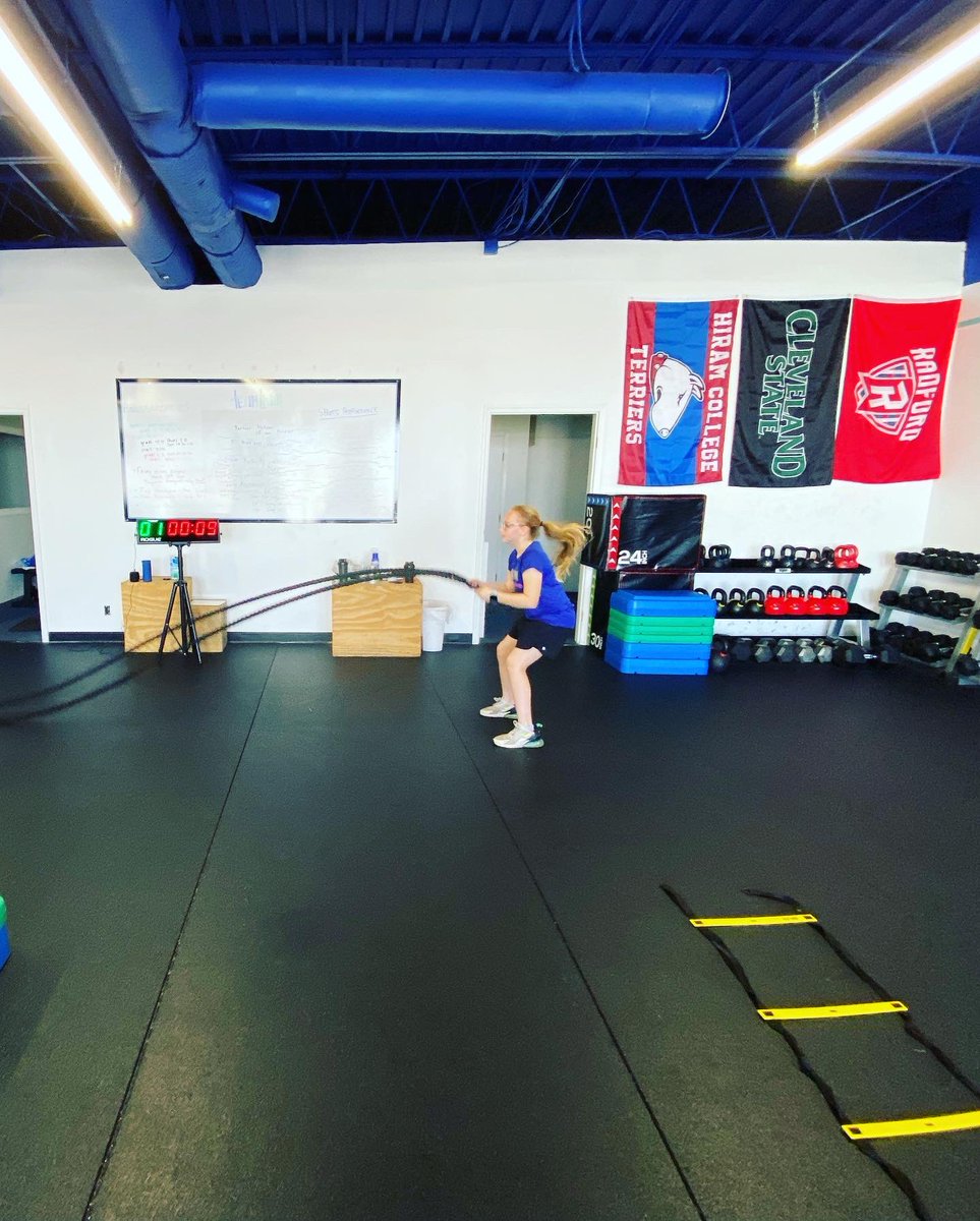 MimiMahon21's tweet photo. Good luck to our MSF athletes as they begin their first season of their collegiate athletics careers!  Brady Isgro at Hiram College ⚾️ and Chloe Greene at Radford University 🥎 

We love that our youth athletes can now look up and see what is possible! 💪🏽💥 https://t.co/XfhAkC1Tql