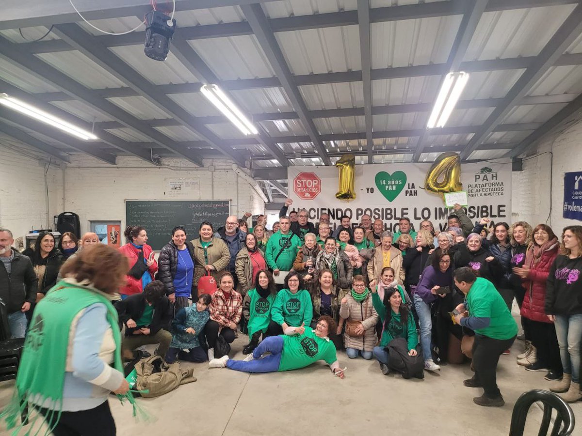 PAHBLANES's tweet photo. Gran dia con @PAH_BCN como anfitriona en el encuentro de #pahscat 
Un placer encontrarnos de nuevo, y hacer uso de la inteligencia colectiva para hacer realidad el derecho a la vivienda.@pahcatalanes https://t.co/x19bzWarh7