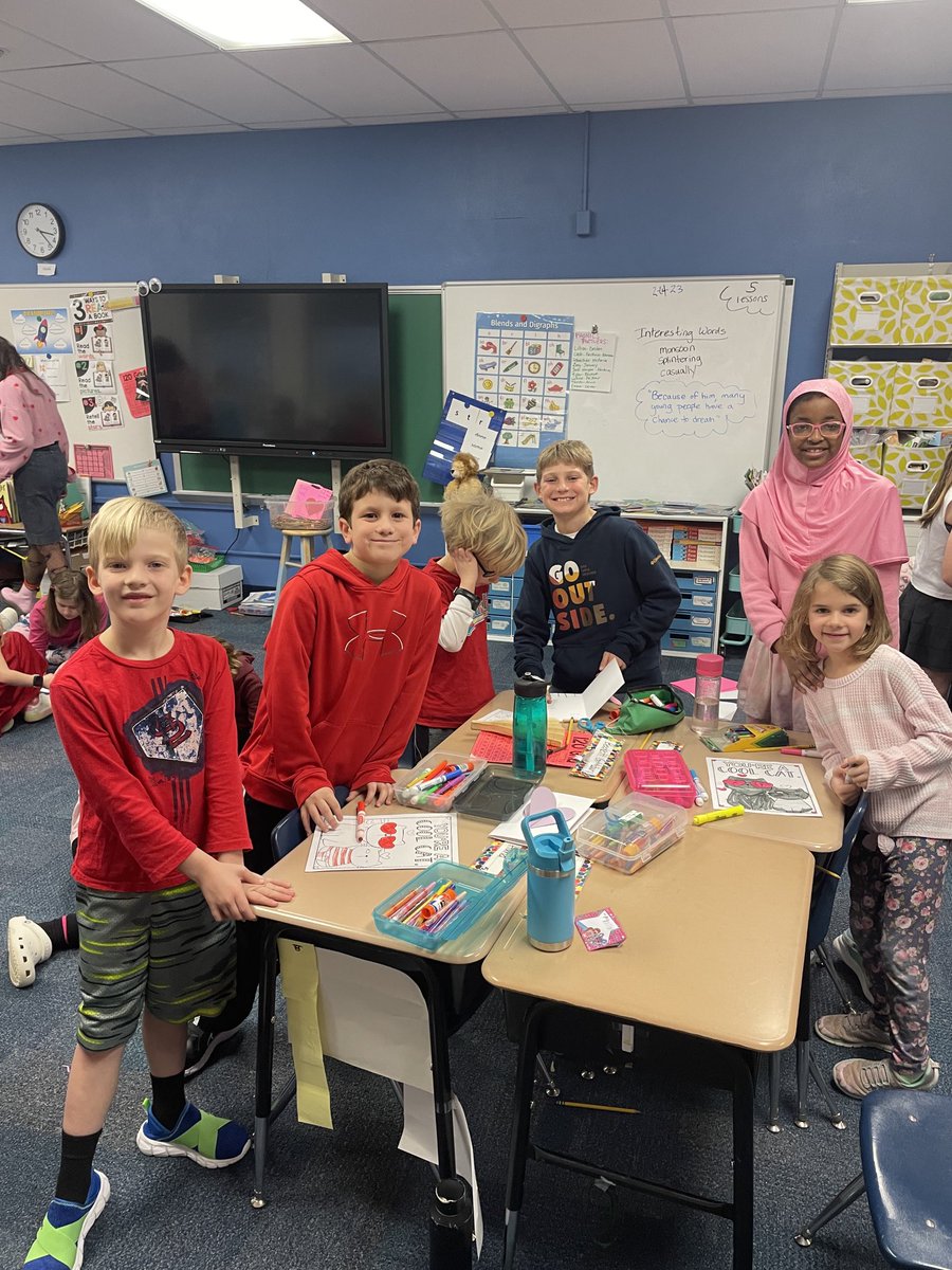 Late valentines post 💌 We loved working with our first grade buddies to make special valentines cards for residents at a local nursing home 💝