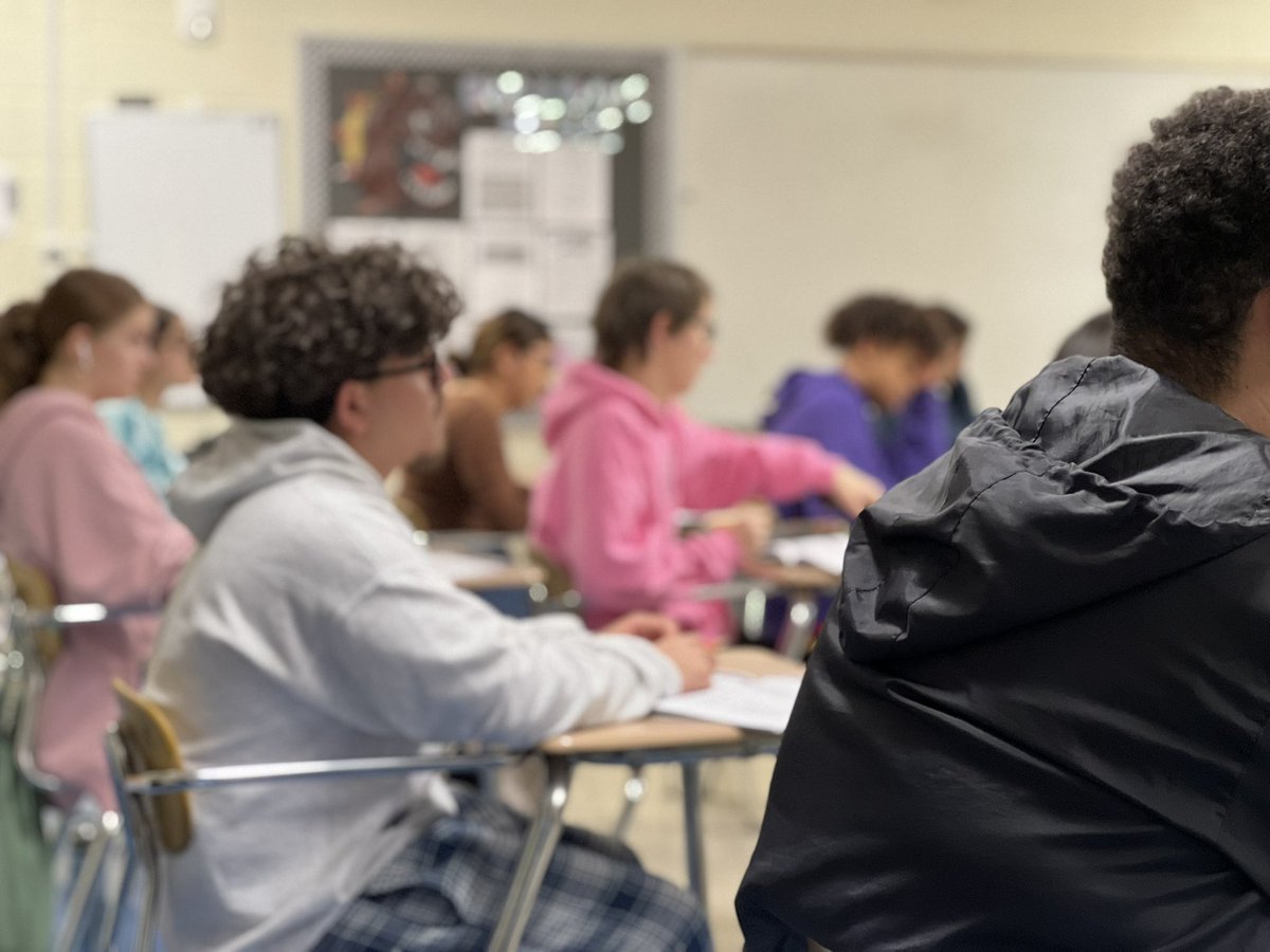 Chastain_K's tweet photo. Our kids don’t get enough credit these days. RCS had nearly 1,000 students working to raise their ACT scores today. And I’ve gotta say - these kids are so much more than ANY test score but this kind of dedication shows they have great things coming their way! #RCSproud https://t.co/JQUQV5ajbf
