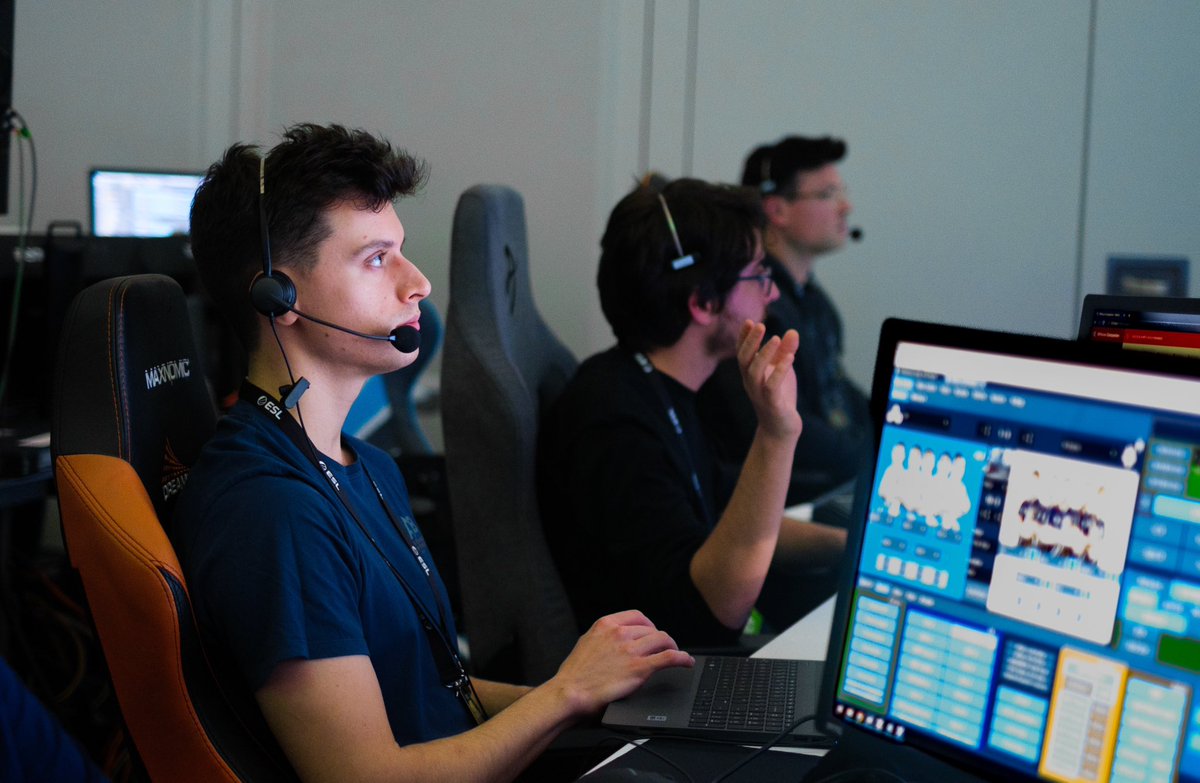 AlexBroadcasts's tweet image. Really excited to share that I’m in Malta for @ESL Pro League Season 17 - working as an Associate Producer 

The set and format have been a lot of fun, on to another week of madness!