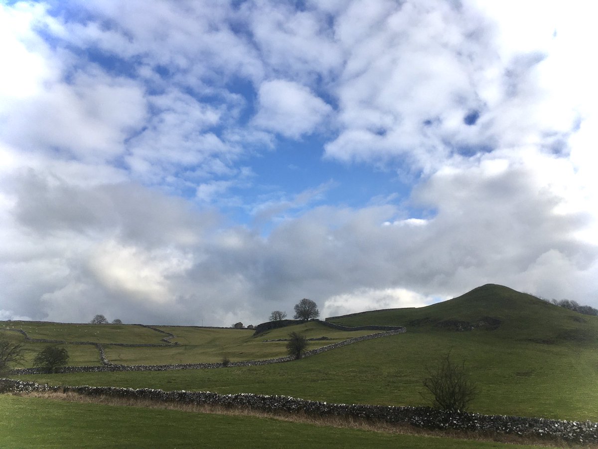 DevilsCrayon's tweet image. Fresh oot. #derbyshiredales #walking #bootson
