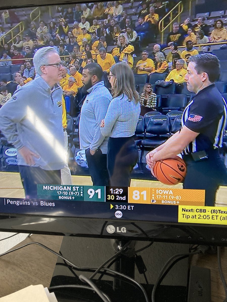 matthewsmith112's tweet photo. @IowaHoops Embarrassing.  Can we do something about Fran as coach....unbelievable. https://t.co/WAeNTrQaaL