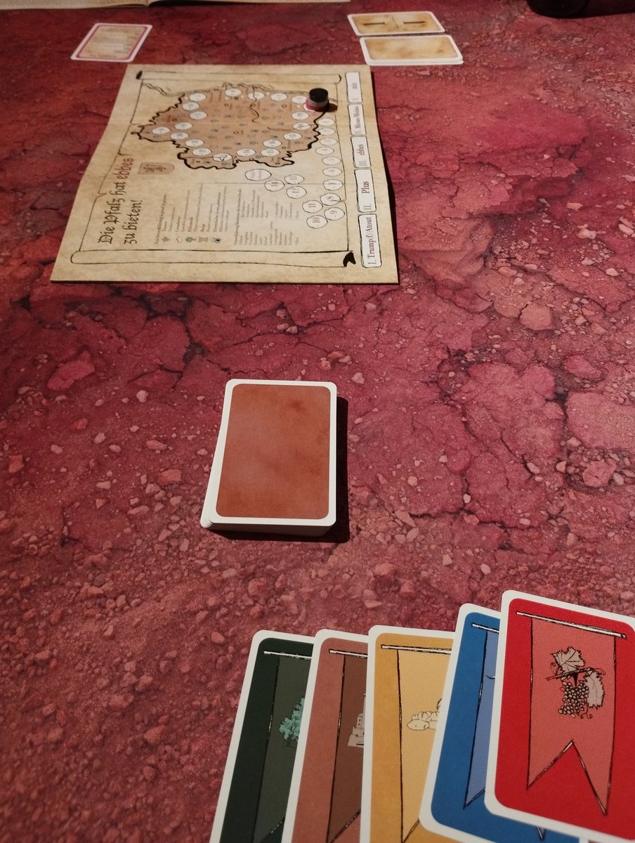 therealshapes's tweet photo. Now playing #ebbes #brettspiel #boardgames https://t.co/37KWS645qU