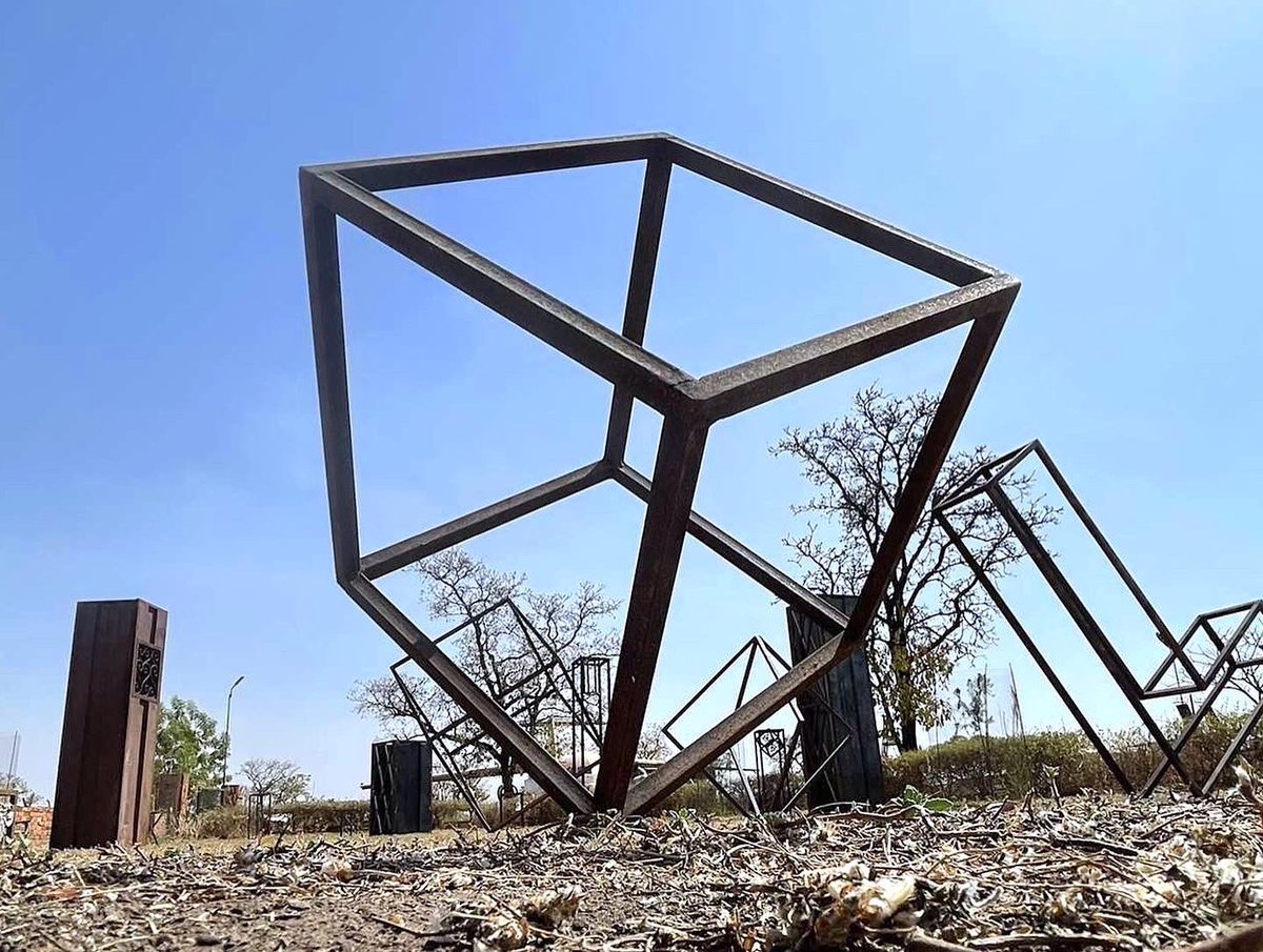 Compound House Gallery tweet media