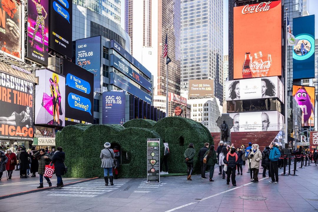 NYC - Eyeland Signing