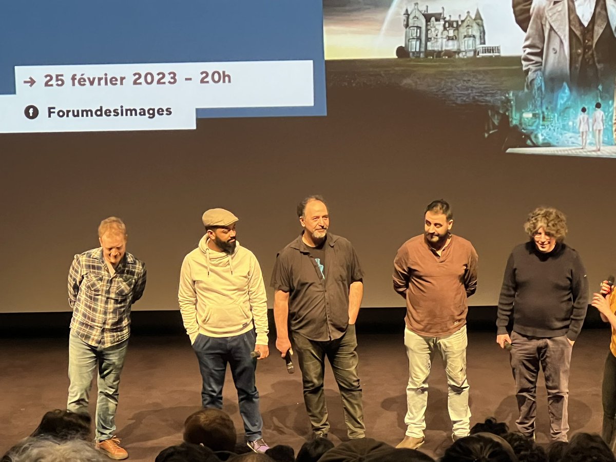 salles_obscures's tweet photo. L’équipe de #capturemag #cloudatlas #paniccinema @CaptureleMag @PanicCinema @forumdesimages https://t.co/6LZB2UIdVj