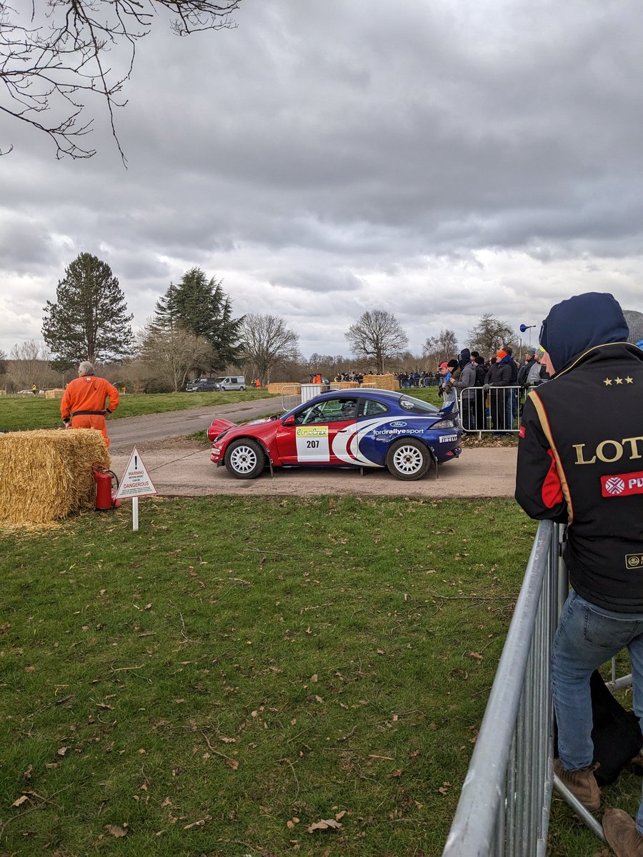 MJRallying's tweet image. Great day at @RaceRetro_ .
Lots of stunning bits of machinery around, great to see so many people lining the stage. 
The show itself was useful, lots of good conversations and products on offer. Micra ready for next year? 🤔👀

#raceretro #REIS #show #rally @Reismotorsport