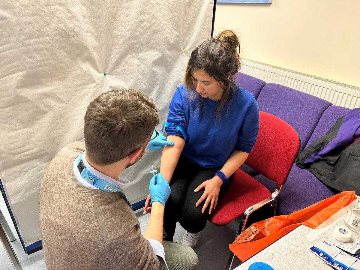 The Community Health Check event in West Bowling  had a huge turnout with over 120 health checks carried out. 

Hopefully first of many such events across Bradford.

Thank you to the many local organisations, councillors, ward officers and volunteers for making this happen.