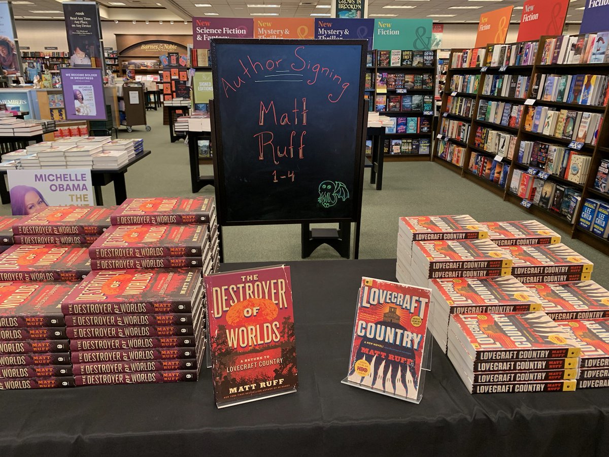 It's almost time! Stop by between 1pm and 4pm to meet Matt Ruff and get a signed book by him! 

#lovecraftcountry #fantasy #author #authorevent #books #bookstore #bookstagram #barnesandnoble #bnbuzz #mattruff #localauthor #seattle #tukwila