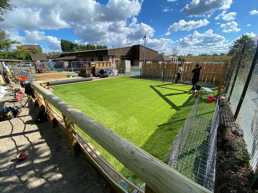 PrecisionTimber's tweet image. We CANNOT WAIT for the blue skies to return!

Here are a few flashback photos to a previous install at @LowMoorCofE in Bradford.

We completely transformed their outdoor area to create an amazing space for the children. 

#playgroundresources #naturalproducts