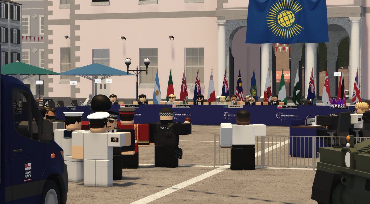 rbx_gibraltar's tweet photo. This evening, Gibraltar hosted the Commonwealth Heads of Government Meeting at John Mackintosh Square.

A job fair took place at the other end of the square, with public services on display alongside Gibraltarian businesses.

🇬🇮 https://t.co/CY8QmEnMpV