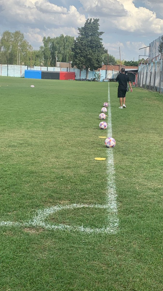 Ya estamos en #Adrogue!

Hoy #JuegaFerro 💚🇳🇬

#Ferro vs #BrownAdrogue