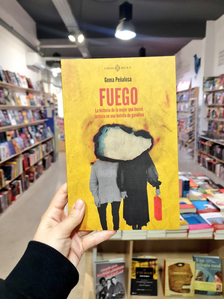 Bangaranglibros's tweet image. Esta tarde Gema Peñalosa nos habla de "Fuego" acompañada por Mariola Cubells. @librosdelko
