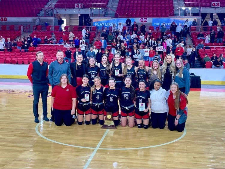 lubbockcooper's tweet photo. THE LADY PIRATES ARE STATE-BOUND!
#ourTIME 🏀🏀🏀🏆 https://t.co/kwEQqIZtOf