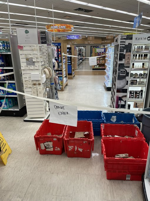 another tweet about los angeles and rain https://t.co/GqZ9IF8WnD