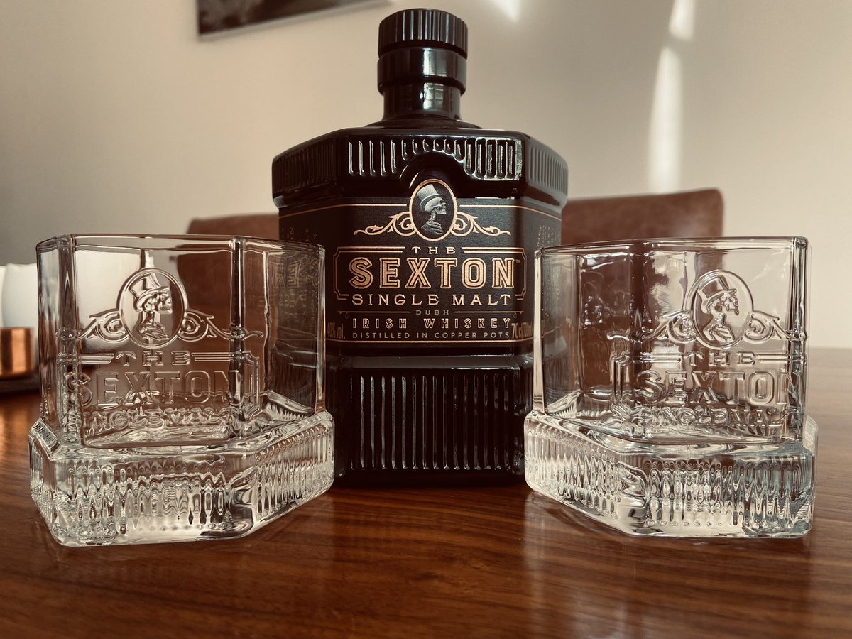 Finally managed to source some @SextonWhiskey glasses for my #SaturdayNightSup #SaturdayNightSip