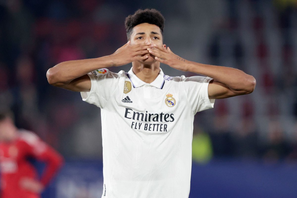Tonsser_fr's tweet photo. Le 18 Février : Alvaro Rodriguez (18 ans 🇪🇸🇺🇾) fait ses débuts professionnels avec le Real Madrid 

Le 25 Février: Il inscrit son premier but avec le Real Madrid : le but d’égalisation à la 85ème contre l’Atletico🤩

Il devient le plus jeune joueur du Real à marquer dans un derby https://t.co/YMZbwZB0Rz