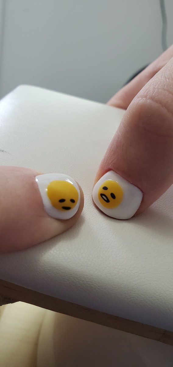 I'm ready for brunch! #nailart #Gudetama