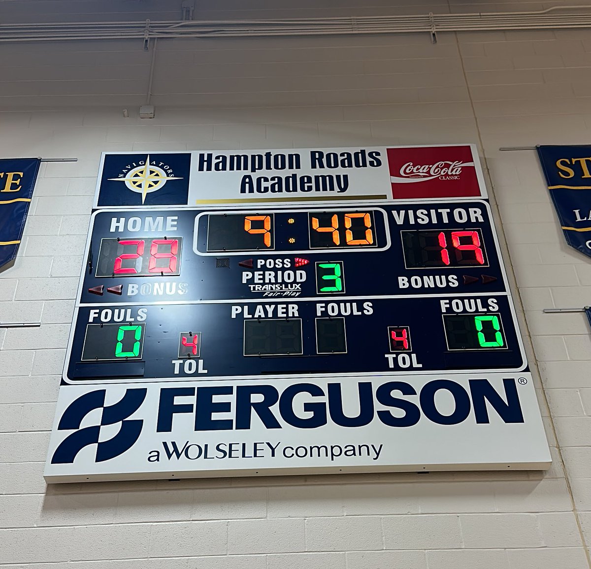 7CitiesHooptape's tweet image. At the Half: 
Catholic 28, Steward 19

#TCIS Championship 🏆