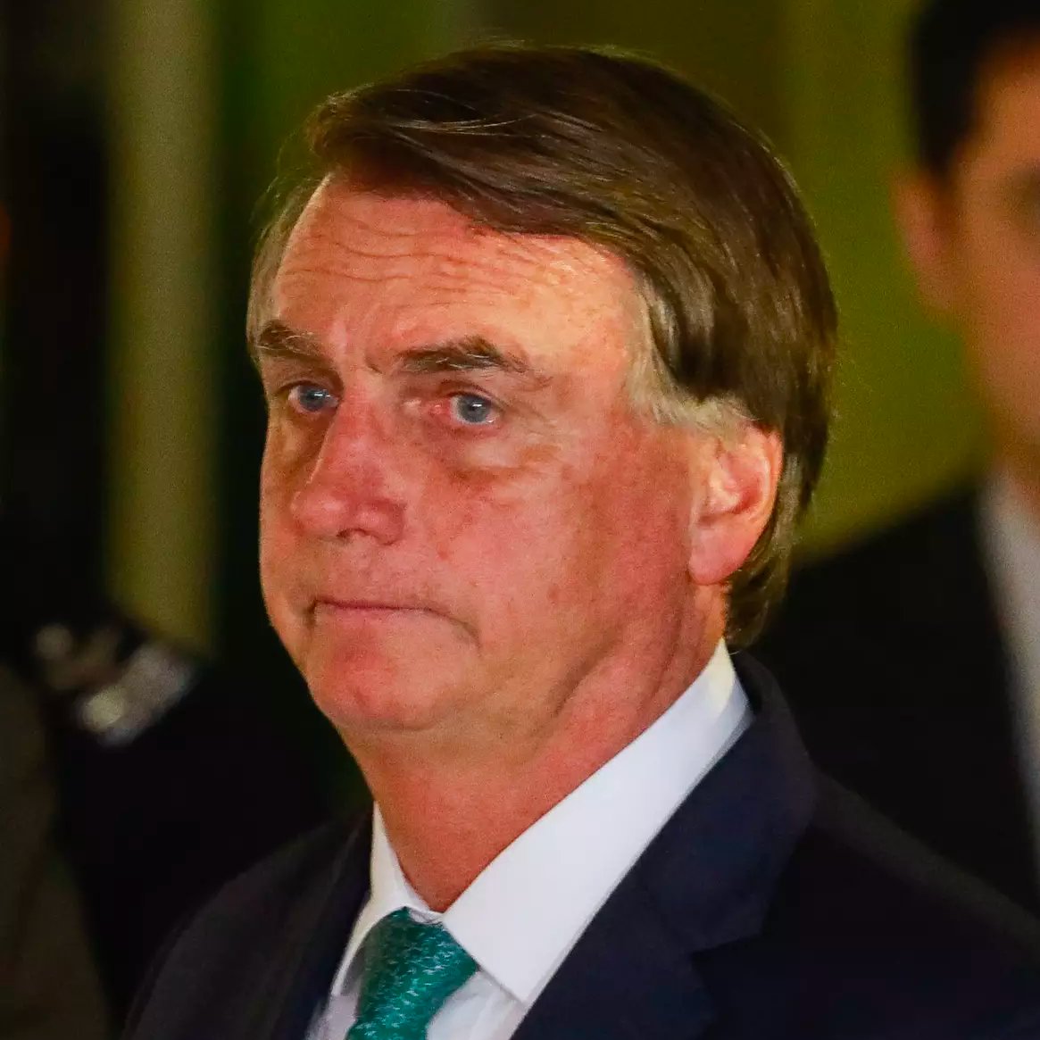 poptime-on-twitter-aten-o-bolsonaro-j-gastou-mais-de-r-1-milh-o