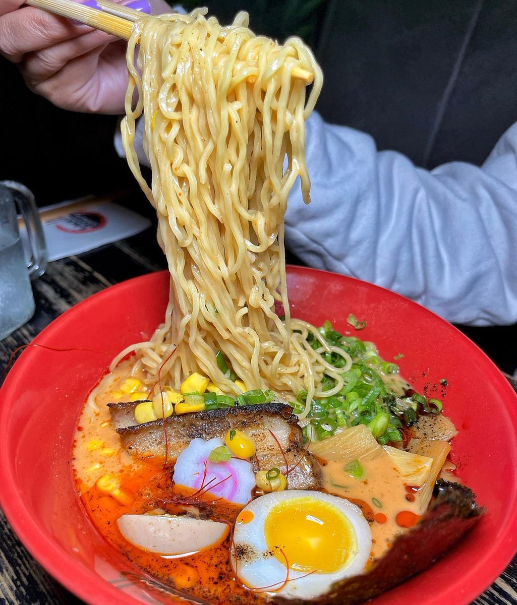 In case you need a cozy dinner rec...

📸: foodtastic_eatz/IG
📍rakkiiramenny/IG