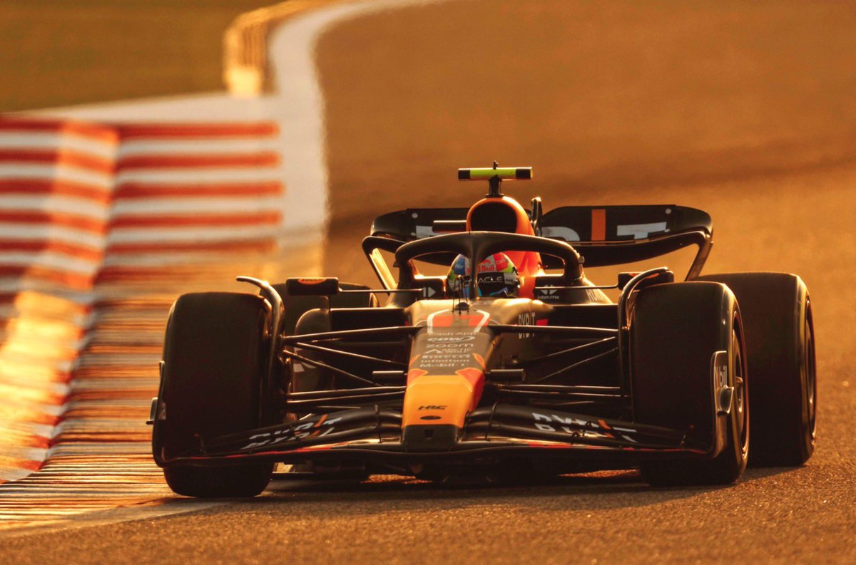 F1Tornello's tweet photo. #F1 Checo Pérez se puede ir tranquilo. Completó todo el programa de trabajo. Giró mucho para comprobar ritmo de carrera y también en lo veloz. Logró el mejor tiempo y la certeza de que el #RB19 nació bien. Se avecina una buena temporada 🏁🇲🇽 https://t.co/wPCdK0CKih