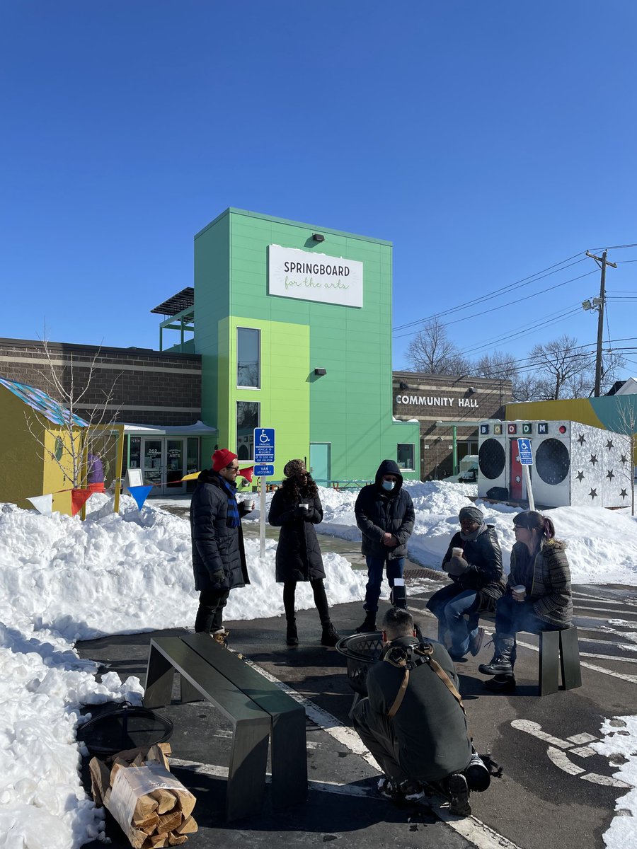 Awesome day for Art Shanties on University Ave! ⁦<a href="/SpringboardArts/">Springboard for the Arts</a>⁩
