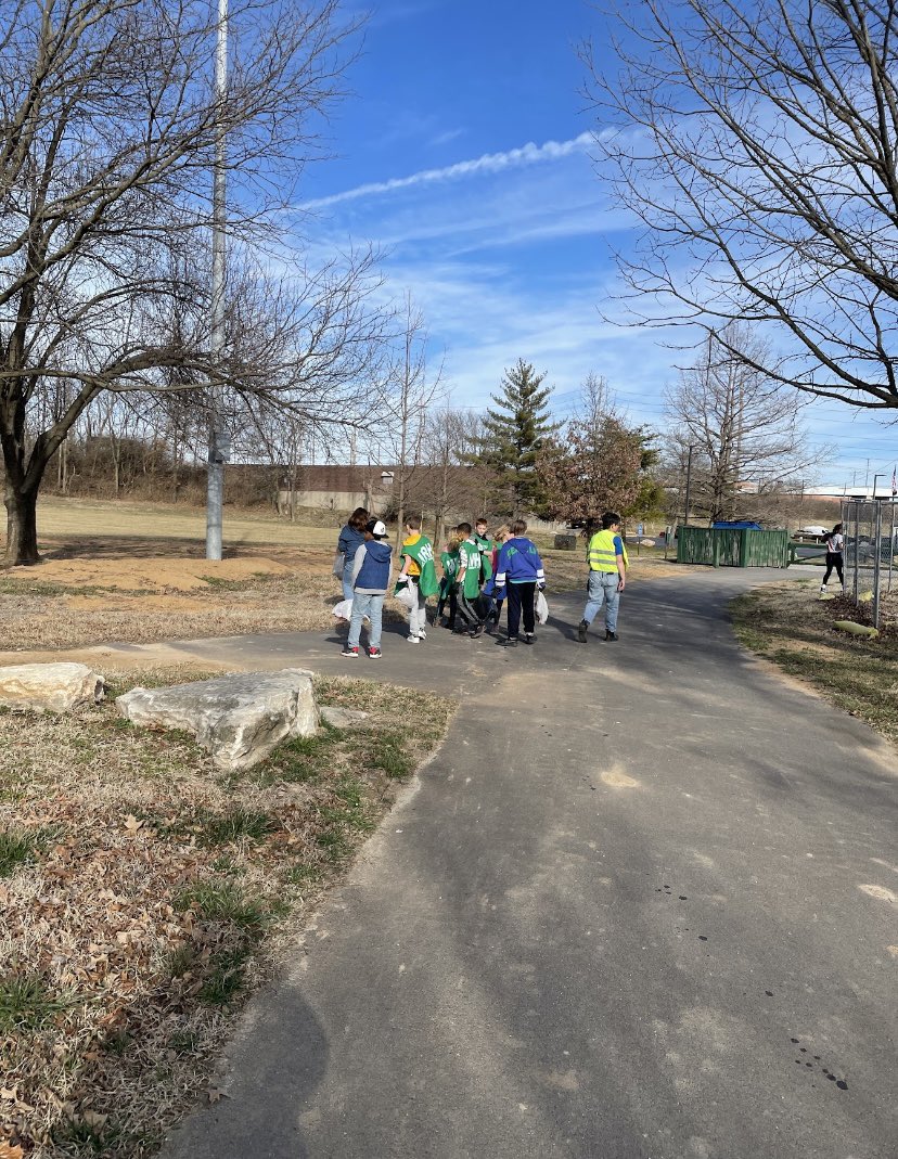 The MRHE Green Team took a field trip to Deer Creek Park to pickup litter. The team was able to pick up 77lbs of trash! #GRACEandGRATITUDE