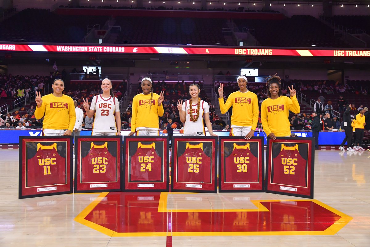 USCWBB's tweet photo. Six seniors. Endless memories.

Thank you to Destiny, Maddie, Okako, Aly, Kadi and Rokia for everything you've given this program! ❤️💛 https://t.co/vdj9JGGn7J