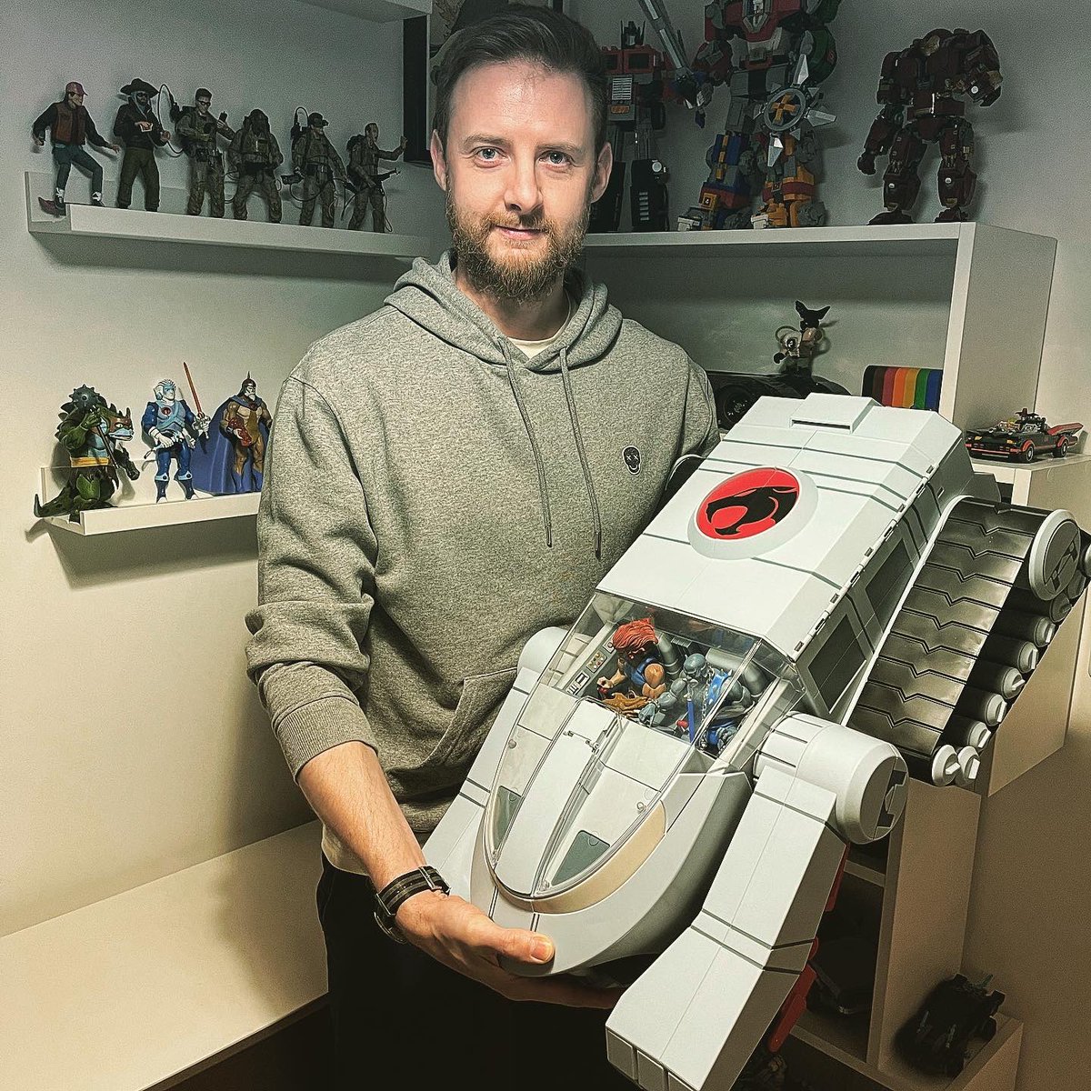 M. J. Sullivan🕹️👾📚 tweet media