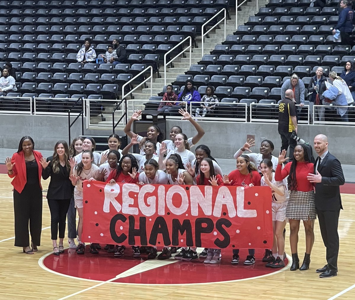 RedhawkBall's tweet image. ROAD TO STATE!!