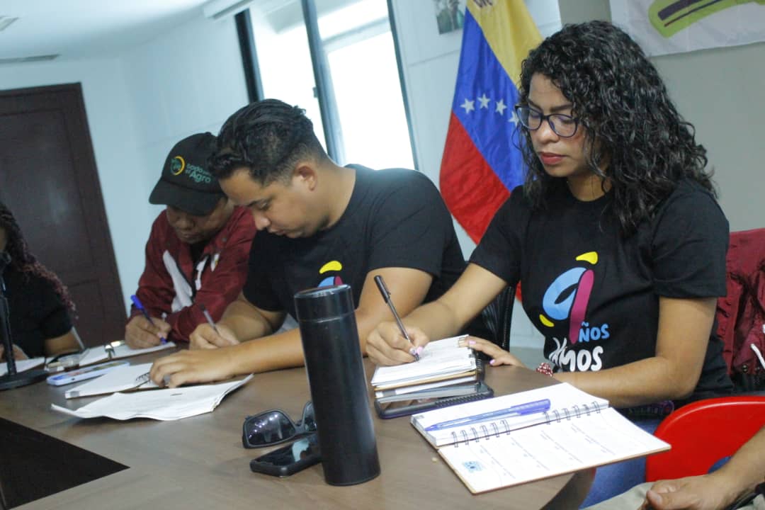 Celebramos nuestro aniversario formándonos y creando nuestra agenda concreta de acción para poder concretar las metas que nos planteamos en este 2023.

#9noAniversarioJDB