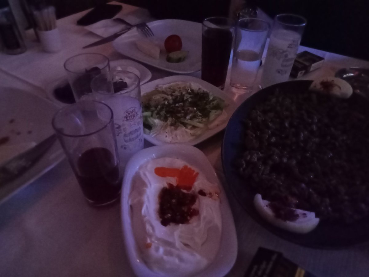 Evden sıkıldıysak 😎😎😎bizim olduğumuz heryer bizim mekanımız <a href="/Ugurpol01829174/">Ugurpolat</a>  🍻🍻🍻