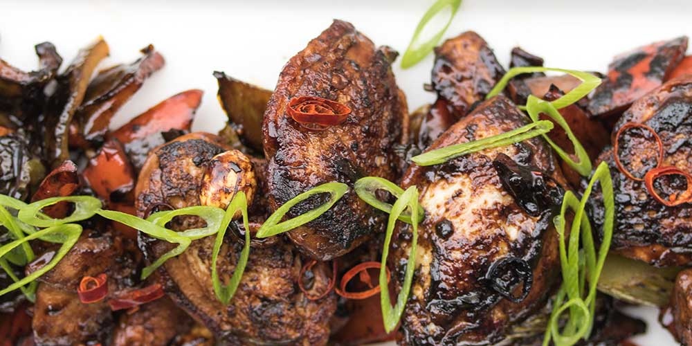 #MeatsJustRightForAColdWinterNight  Make Kung Pao Quail. We used boneless quail breasts instead of chicken for this Chinese favorite. Buy quail breasts at MarxFoods.com.

Recipe: bit.ly/3wSTa5h
Shop: bit.ly/3anPcpk