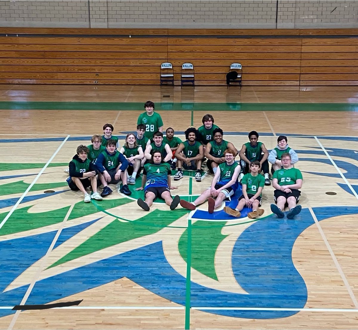 CJMensVBall's tweet photo. Volleyball season begins NOW!!

Our guys spent their Saturday completing positional training, received their uniforms, learned what it means to be an Eagle 🦅, and reflected on personal and team goals.
#DayONE #goeagles #respectful #tough #thankful https://t.co/D8Rlx4Vz6h