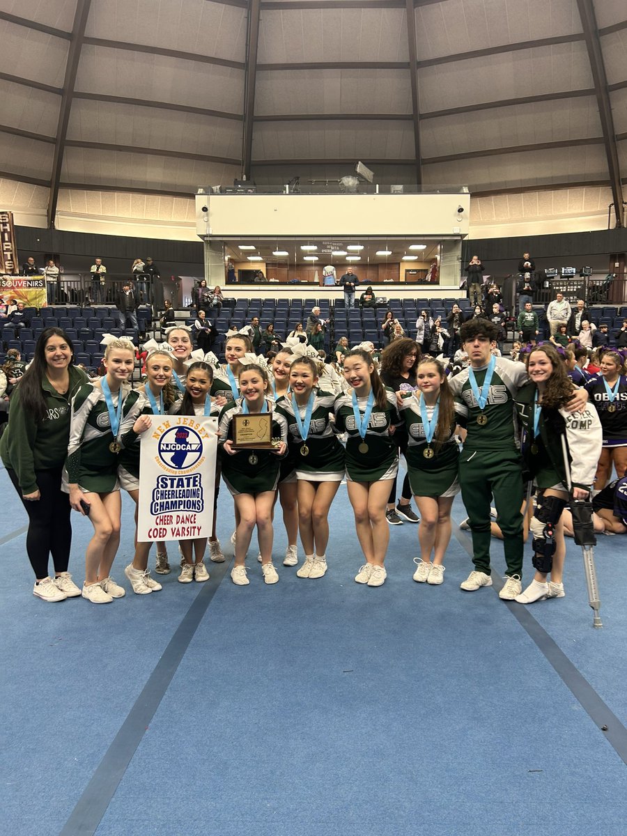 EBHS CHEERLEADING - Coach Rosner tweet media