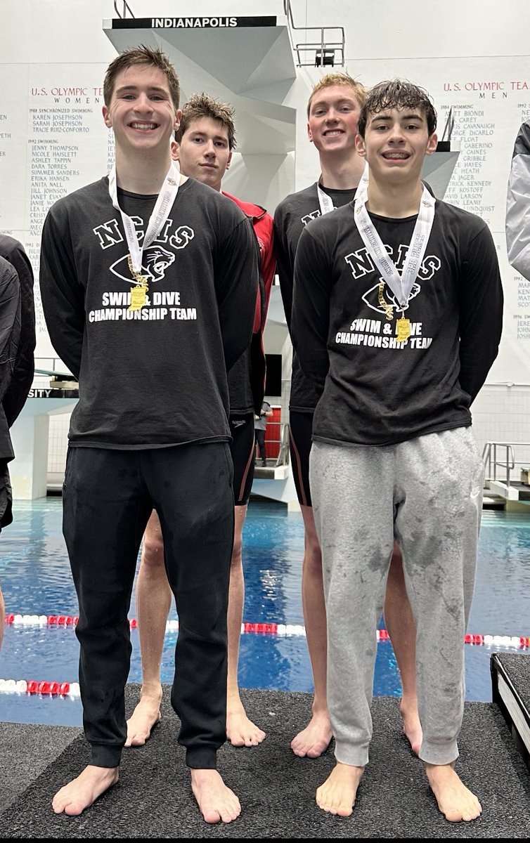 Brody Friend, Sam Wolfe, Patton Shaar, Colin Parker take 3rd place in the 200 free relay with a 1:25.24!