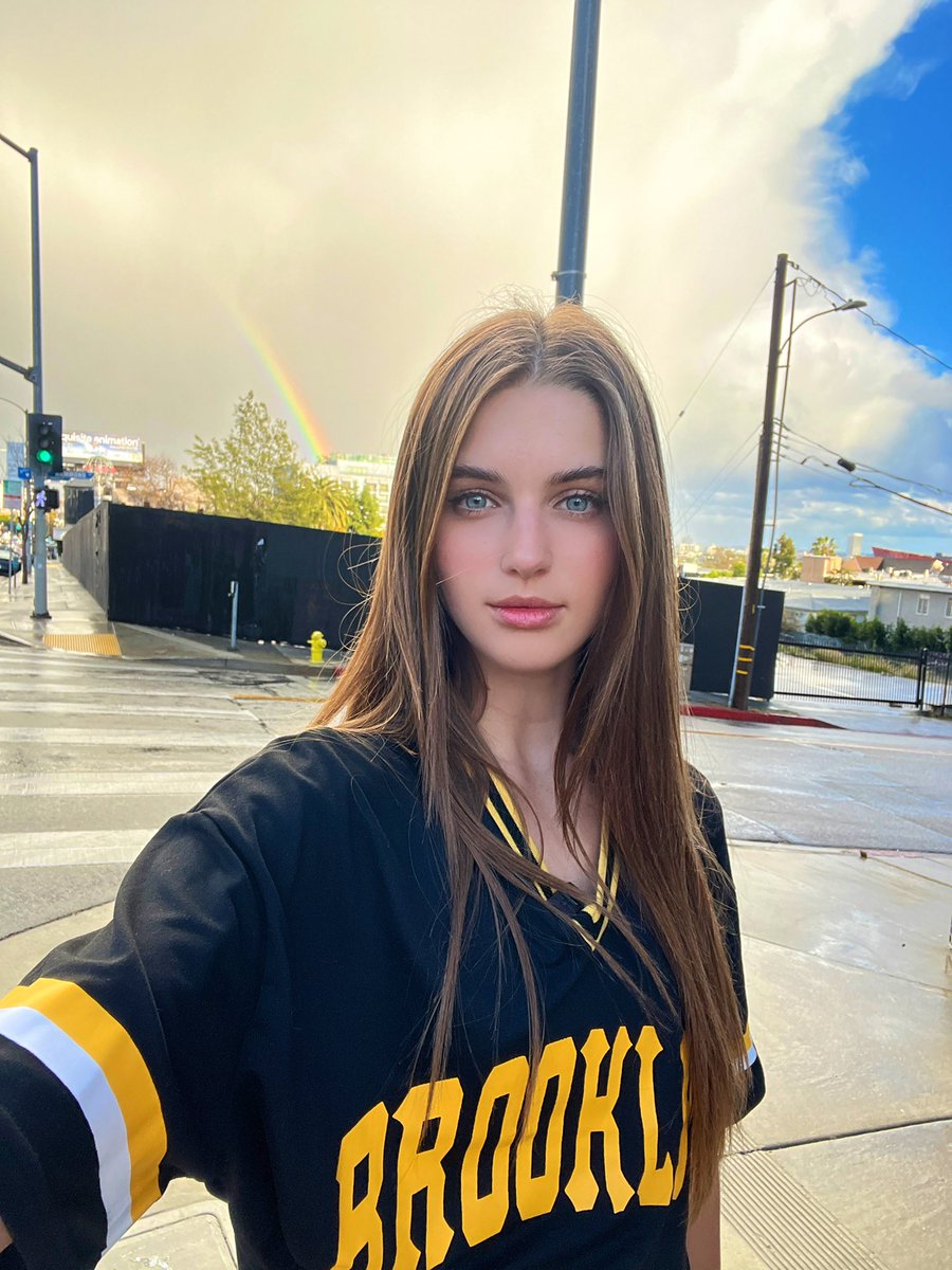 Savannah Clarke tweet media