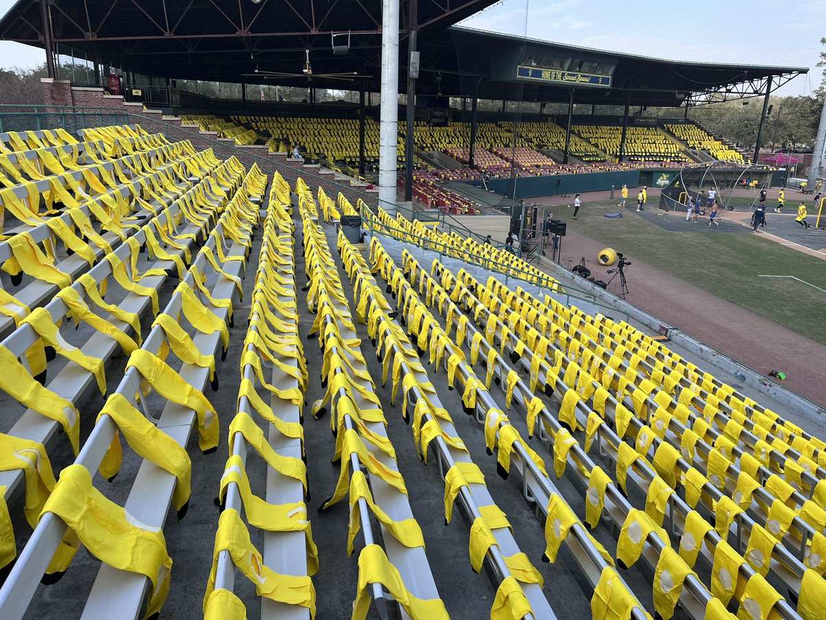 Got some a-peel-ing outfits for those of you coming out to Historic Grayson Stadium tonight 👀

Can’t make it? Be sure to stream live on our YouTube starting at 6:45pm ET 😁
bit.ly/3I6m5rP