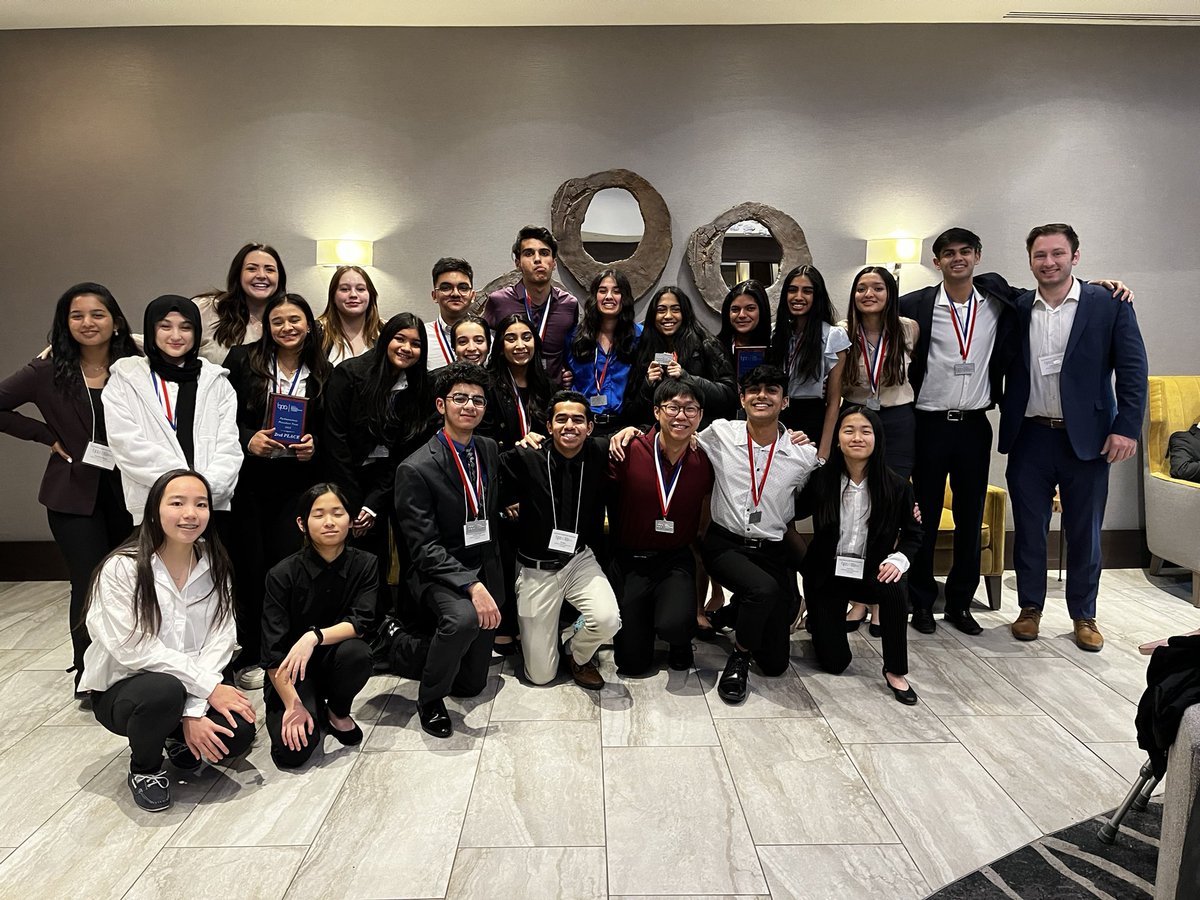 BPA state was a success! 🙌🏼 Our Parliamentary Procedures teams took first and second place in state. Many of our students took top 8 in the state, as well as 2nd and 3rd place rankings. We could not be prouder of these kids! @HEHSHawks <a href="/HEHSBusinessEd/">HEHS Business Ed</a>