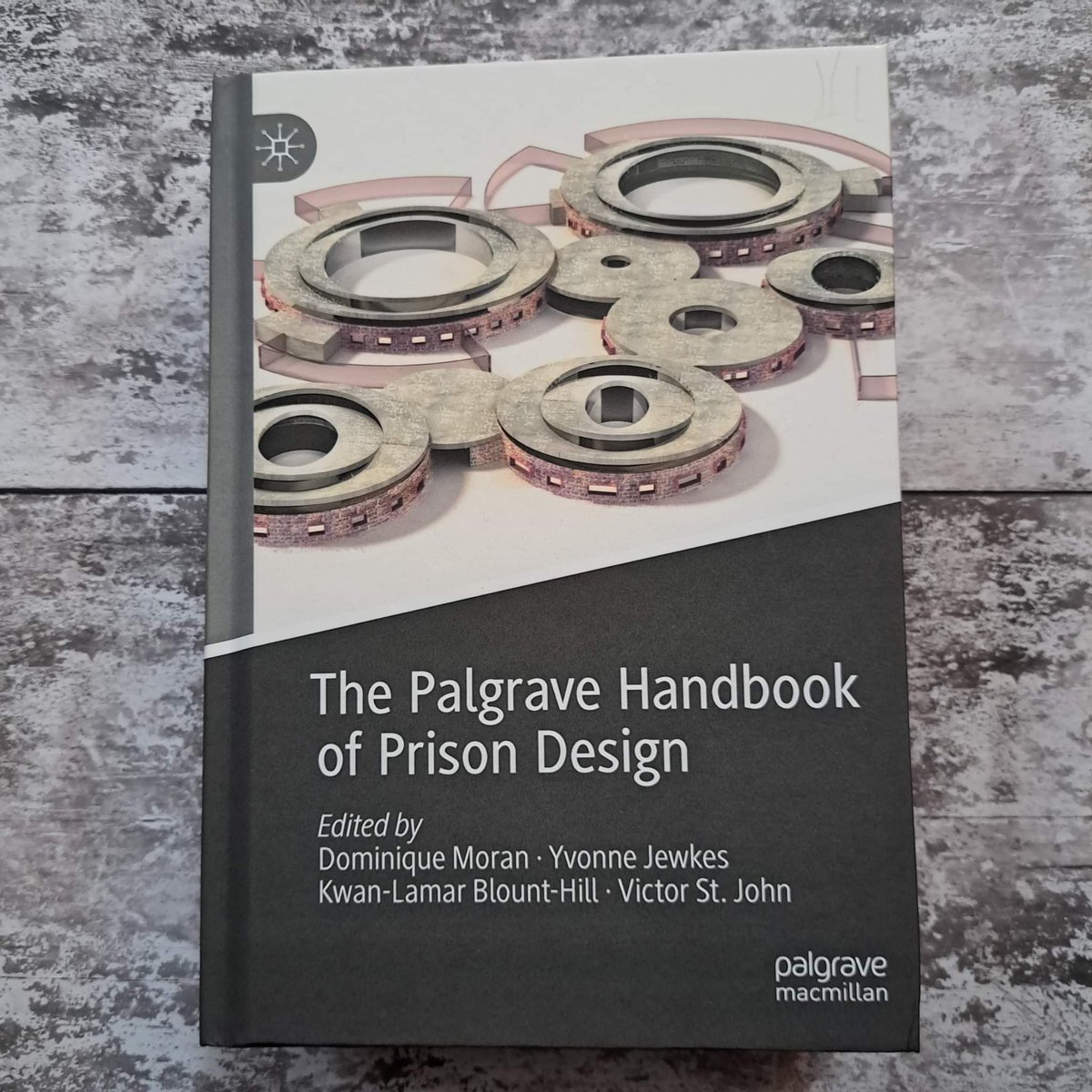 AUrrutiaMoldes's tweet image. I received my physical copy of this amazing Handbook of #prisondesign, brilliantly edited by @drdommoran et al. It is by far the most important collection of prison design I&apos;ve ever seen. I am absolutely thrilled to have worked with @fistevenson in one of its Chapters
