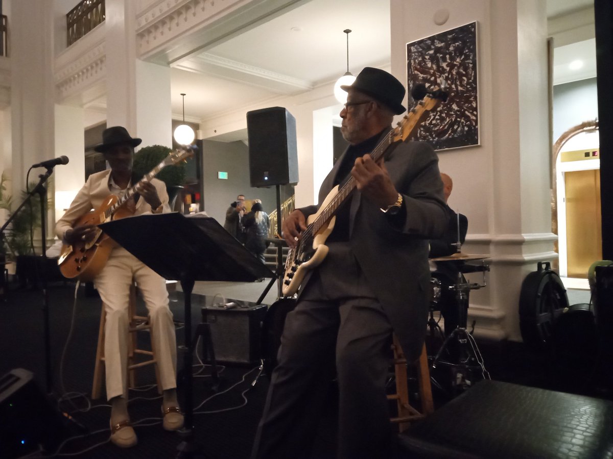 SoulonP's tweet photo. In Baltimore for the #CIAATournament celebrating with Jazz Music with Rodney Kelley! #CIAABaltimore some for everyone! https://t.co/P9FZjfrdhR