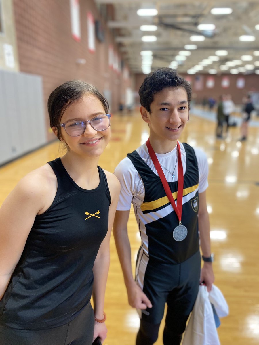 UA Crew represented at the OSU Midwest Championship Erg Sprints today. Congrats to all our athletes who participated and those that medaled. Special shout out to our coxswains who raced on the ergs today as well!