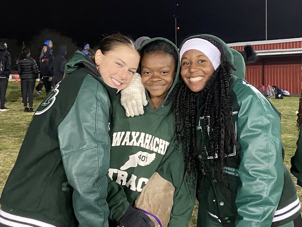 All varsity 300m hurdlers had a PR tonight! Baskin broke her own school record again! 🤩